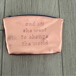 Ipsy - inspiration in shiny pink.